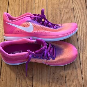 Nike FLEX run Sneakers SIZE 8.5 pink and purple EUC